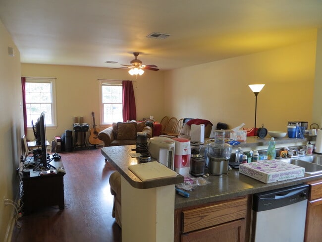 Photo - 2817 Calhoun St