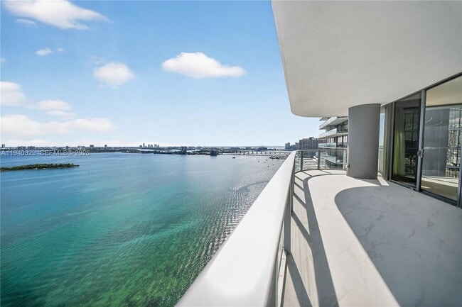 Photo - 700 NE 24th St Unit 2507