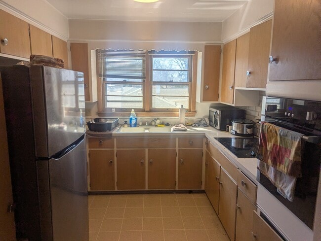 Photo - 930 S Brooks St Unit 3