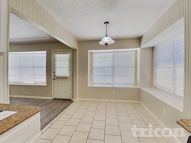 Photo - 23110 Newgate Dr