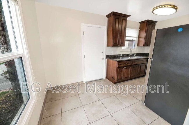 Building Photo - 2301 8th Street