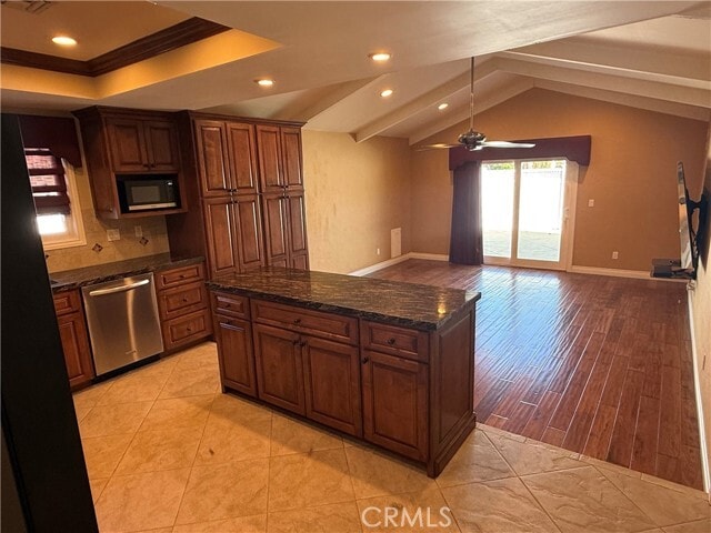 Photo - 20002 Tomlee Ave