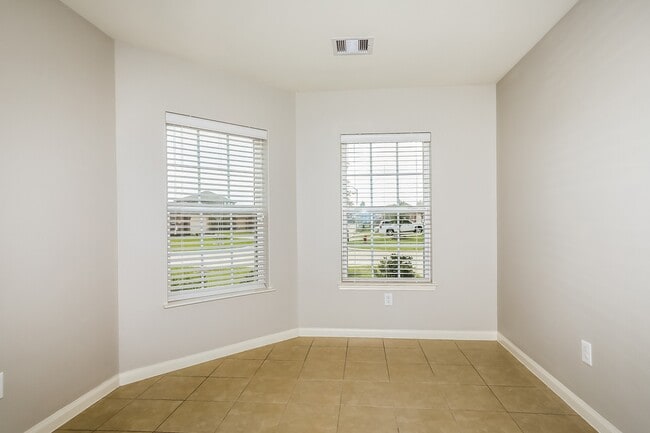 Photo - 22422 Base Light Dr