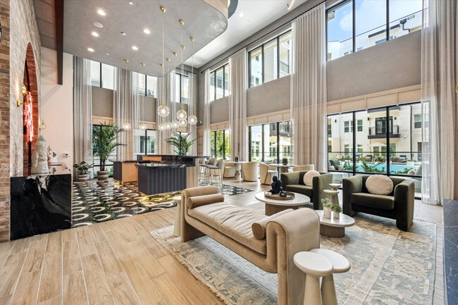 Photo - Lenox Timbergrove