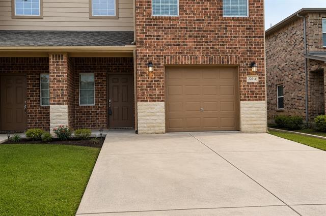 Photo - 320 Woodgrove Dr