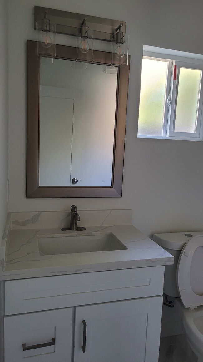 Photo - 3220 Huron St