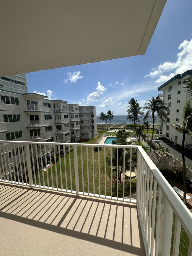 Photo - 1750 S Ocean Blvd Unidad 401 East