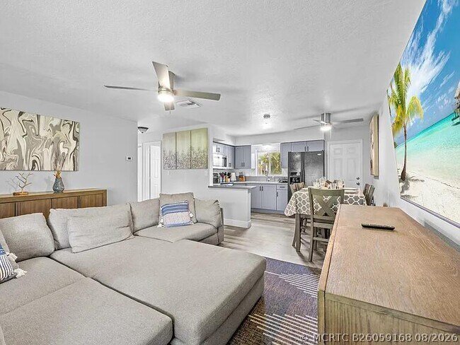 1208 NE 5th Ave Unit 1
