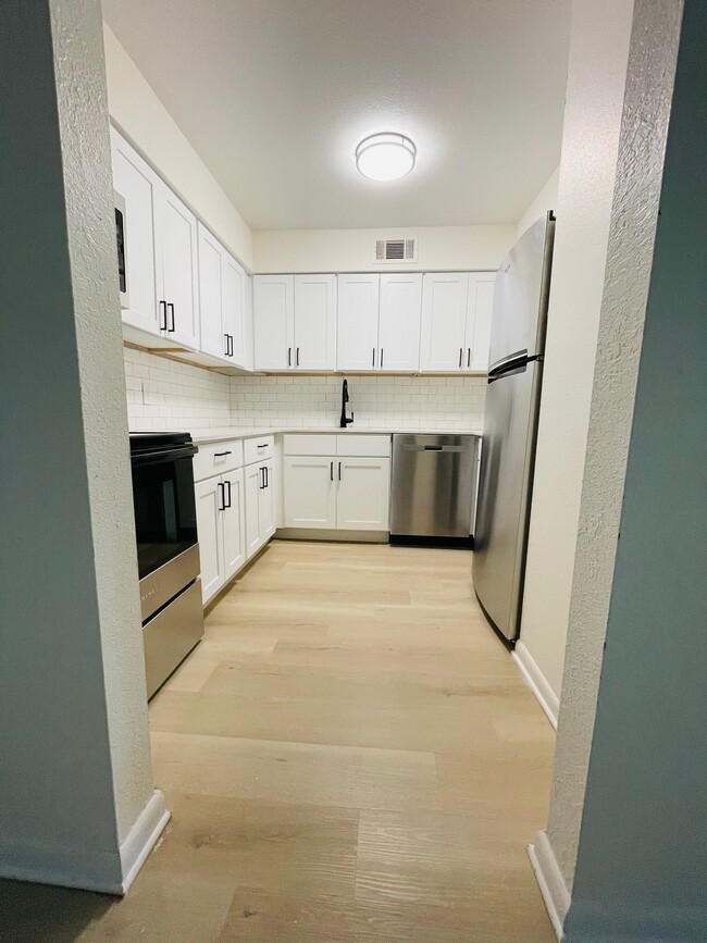 Photo - 13214 Bunn Cir