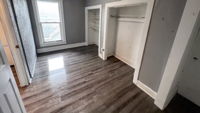 Photo - 401 W Marion St Unidad 401 West Marion Street- D