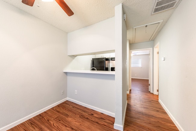 Photo - Ektom Apartments