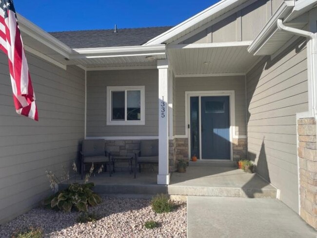 Photo - 1335 N 200 E