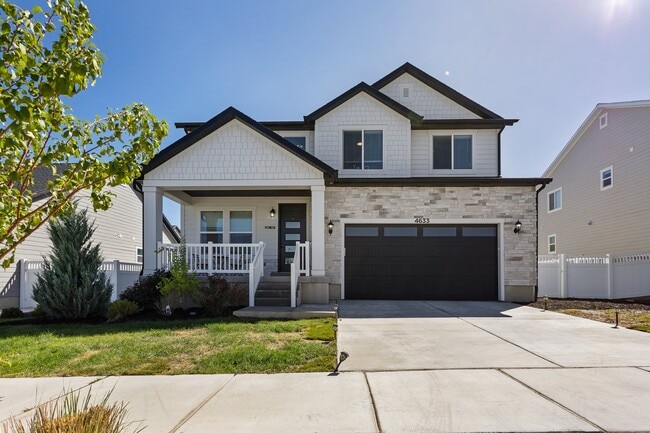 4633 Sentry Dr