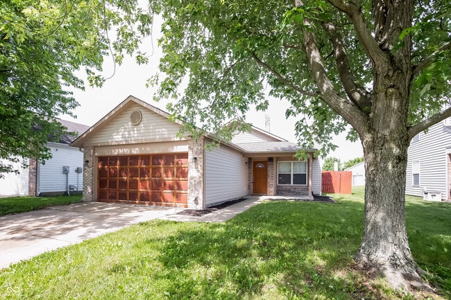 Photo - 2810 Braxton Dr