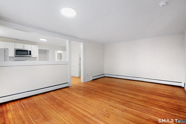 5 Wood Ct