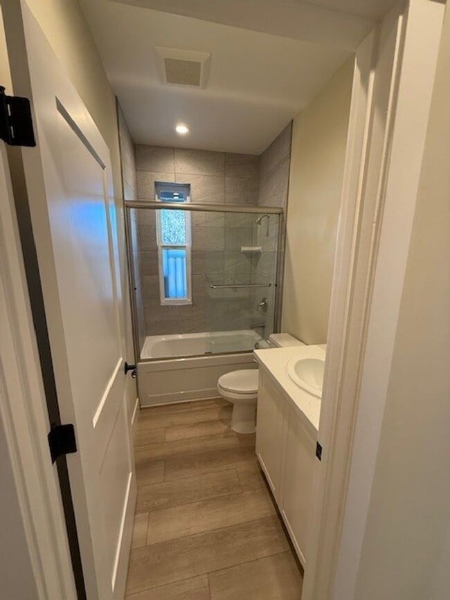 Photo - Newer Construction, Spacious and comfortable Rural Home Close to town