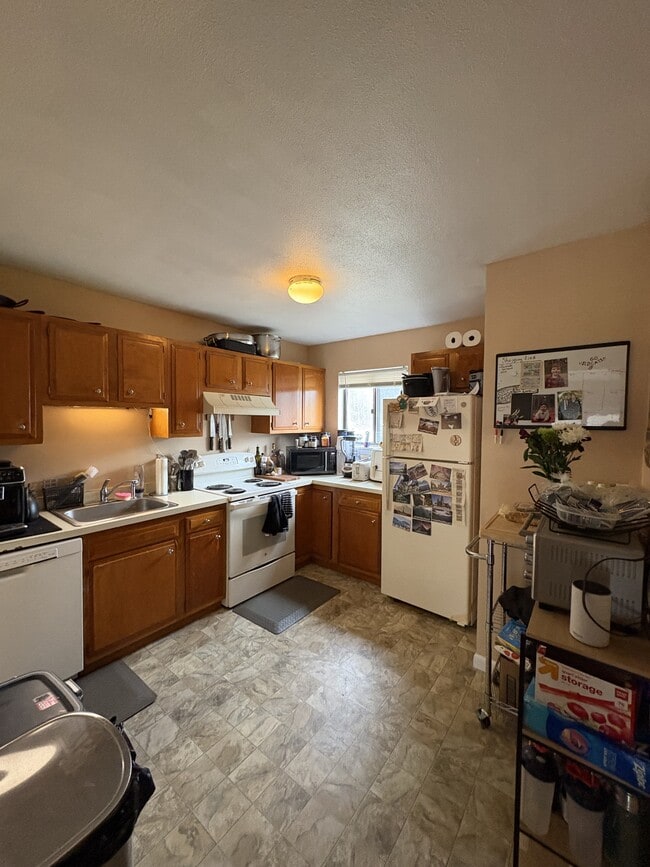 Photo - 51 The Brook