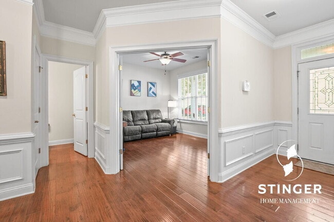 Photo - 26 St James Cir