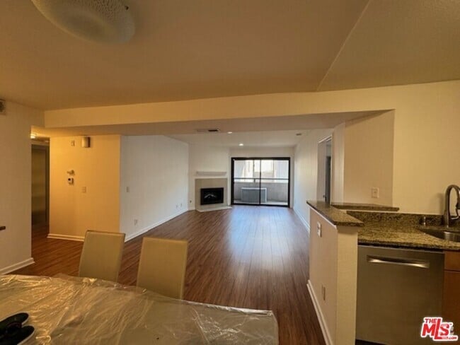 Building Photo - 8300 Manitoba St Unit 223 Rental