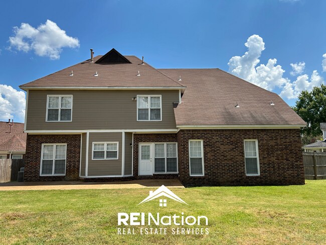 7250 Leeward Cove