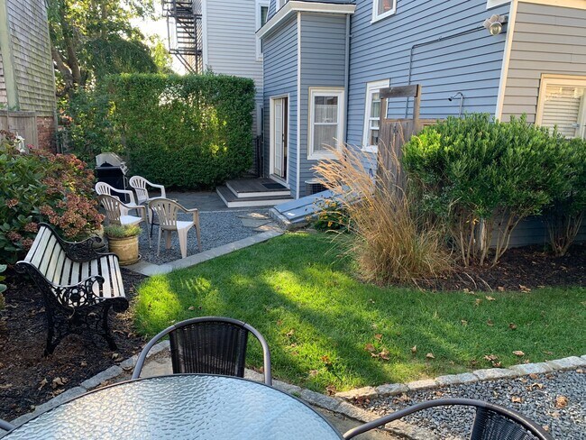 25 Extension St