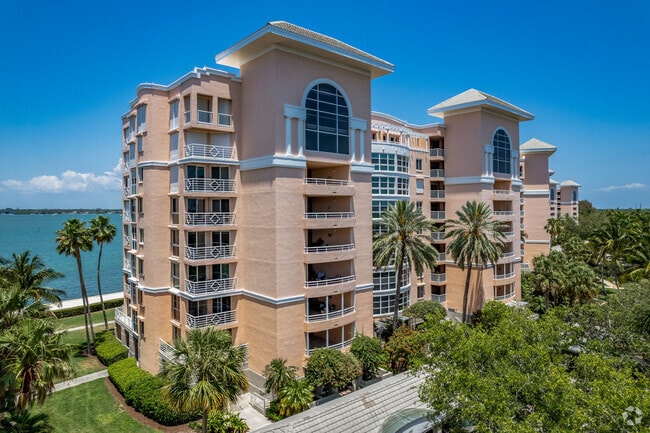 Bacopa Bay Tortuga Building - Bacopa Bay Tortuga Building