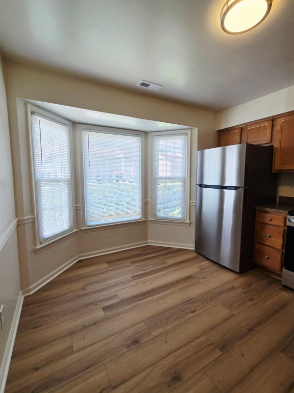 Photo - 5529 Old Guard Crescent