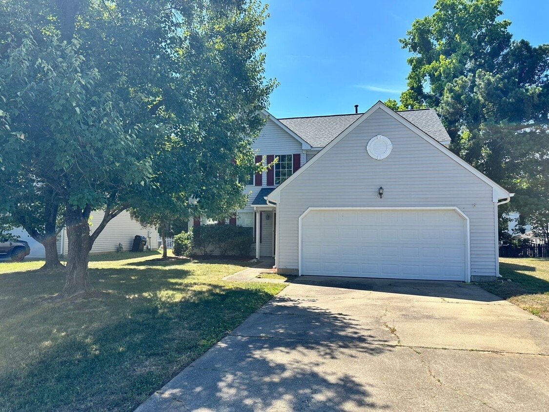 Single family home in Springhill! Availabl... - Single family home in Springhill! Availabl...