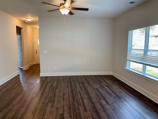 1271 Shades Terrace