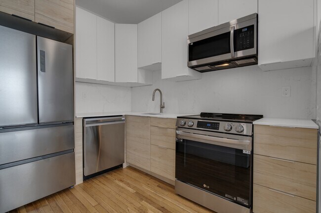 Photo - 1082 Commonwealth Ave Unit 205