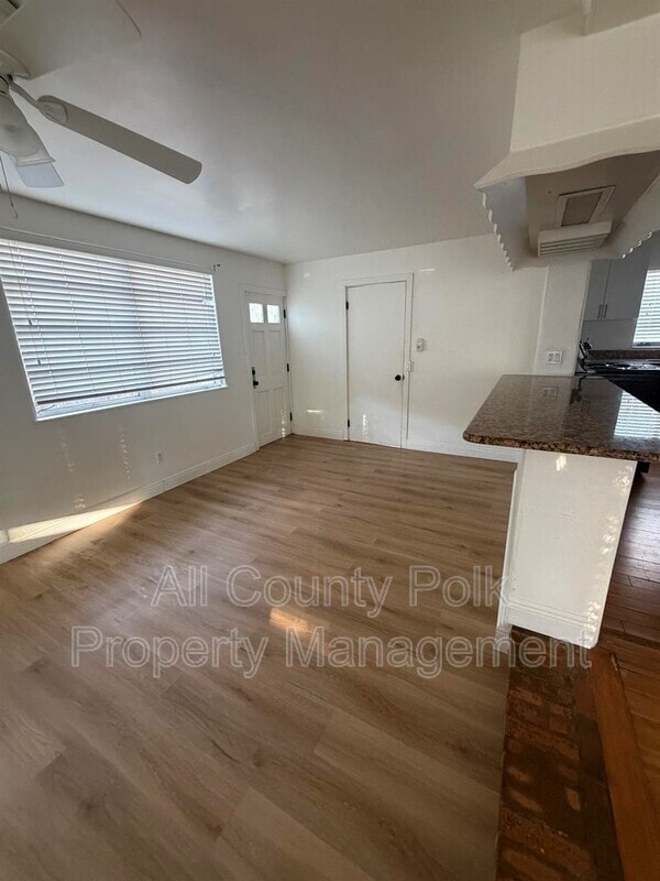 Photo - 2700 Homer Cir