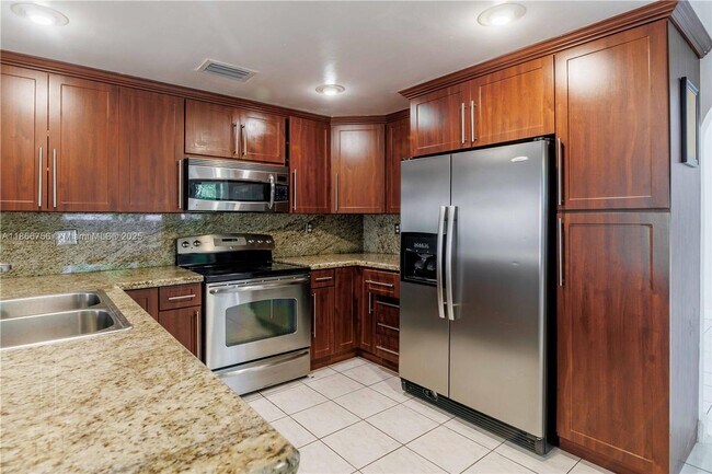 Photo - 4670 SW 154th Pl