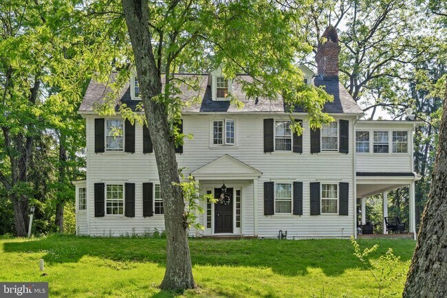 Photo - 1404 E Butler Pike