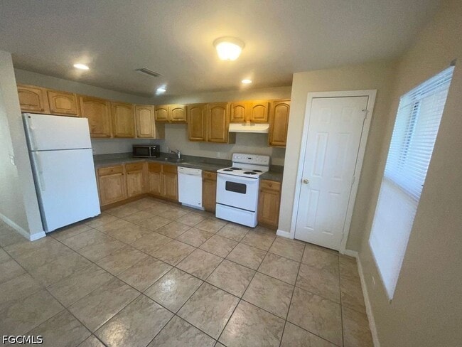 Photo - 210 Hightower Ave S
