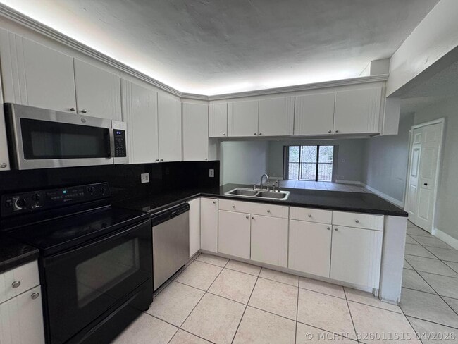 Photo - 193 Lakeview Dr Unit 205