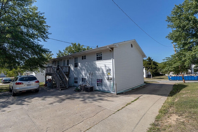 Photo - 2924 Leeway Dr