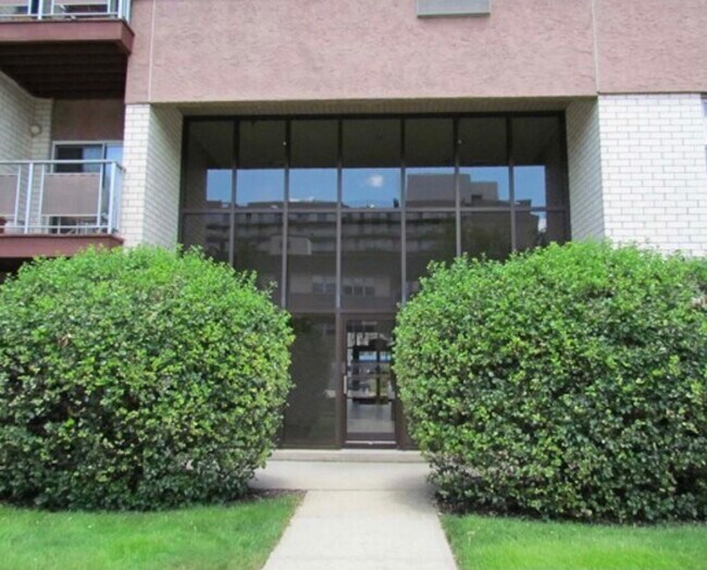 Photo - 111 River Rd Condo Unit E