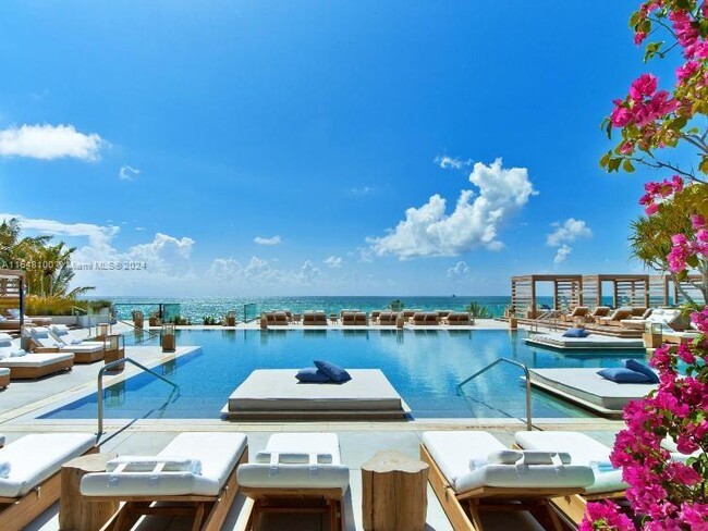 Building Photo - 2301 Collins Ave Unit 617 Rental