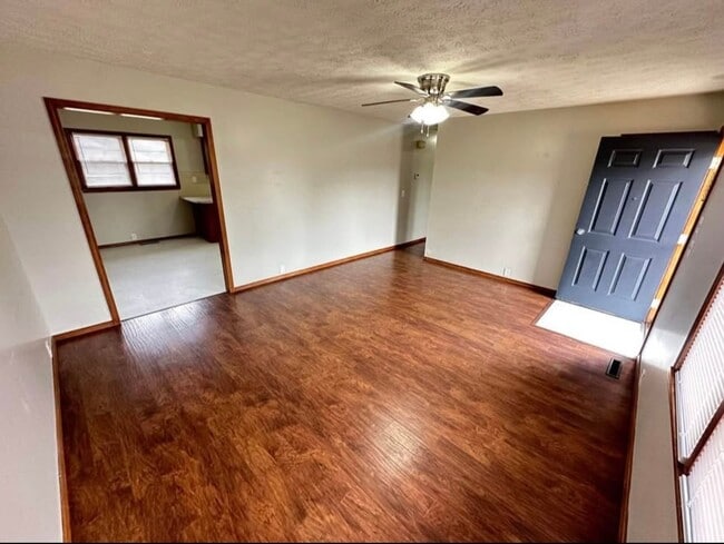 Photo - Desired neighborhood!