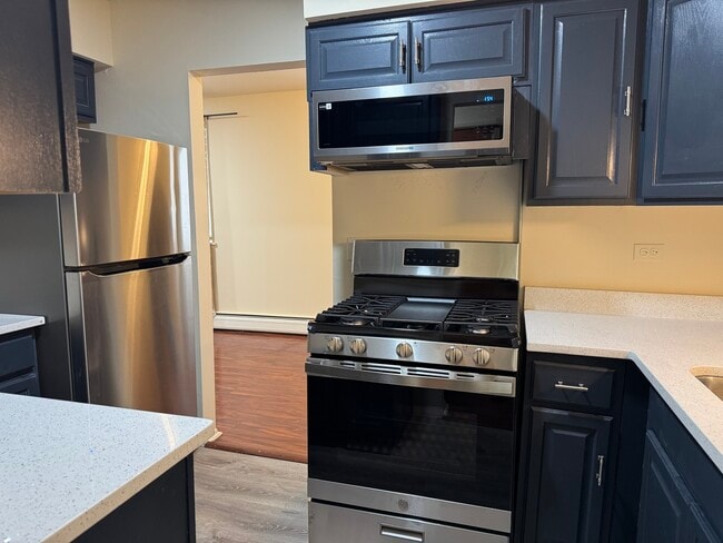 Photo - 7320 N Rogers Ave