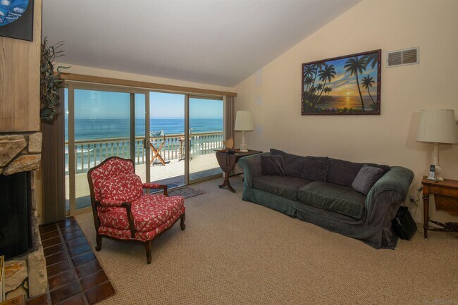 Photo - 1810 Parliament Rd