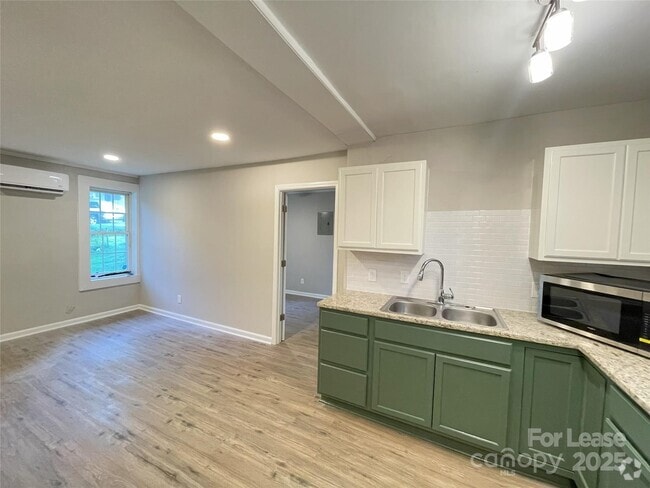 Building Photo - 2800 Carol Ave Unit 2 Rental