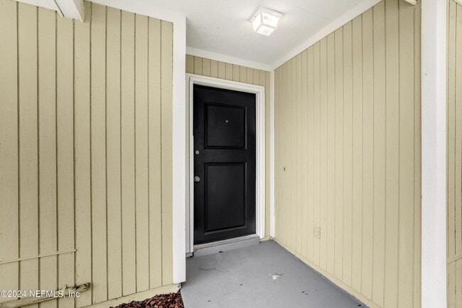 2366 Bitternut Way
