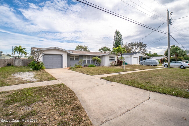 Photo - 2157 Barracuda Ave