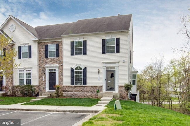 Photo - 7599 Taunton Ct