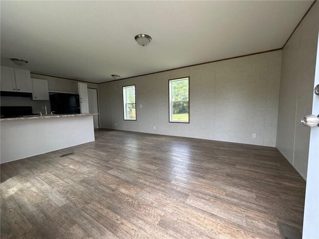 Photo - 9310 Scott Dairy Loop Rd S