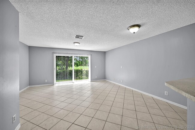 8658 S Southgate Shores Cir