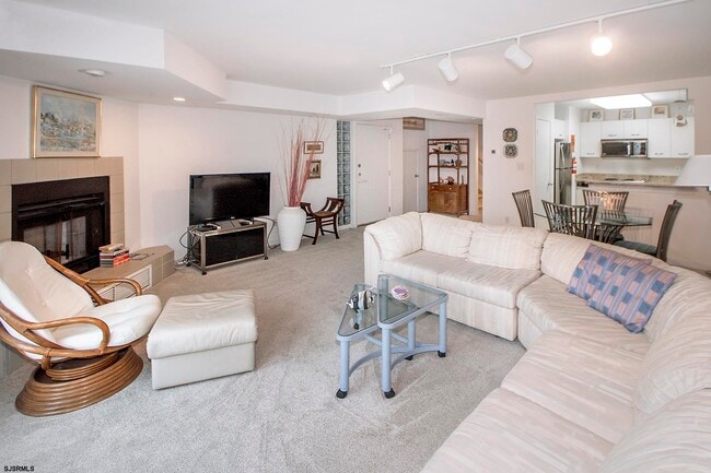 Photo - 7701 Atlantic Ave Unit 8