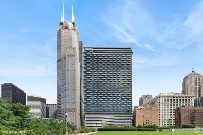 Building Photo - 235 W Van Buren St Unit 1801 Rental