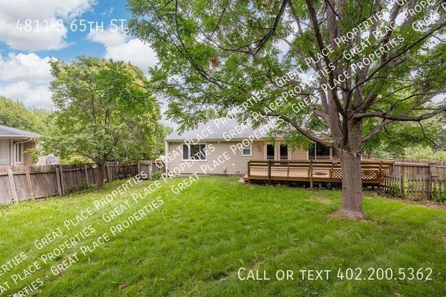 Photo - 4811 S 65th St